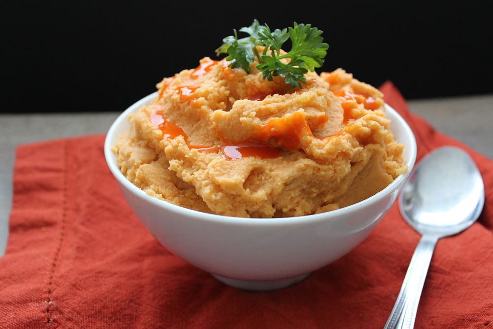 Buffalo Hummus Mashed Potatoes