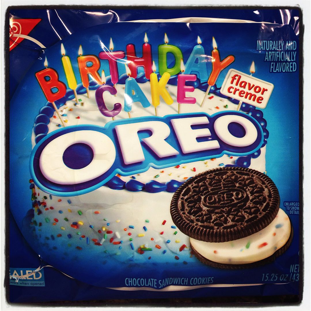 birthday cake oreos