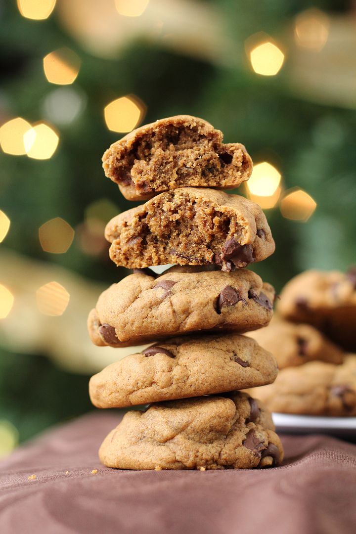 Gingerbread Chocolate Chip Cookies