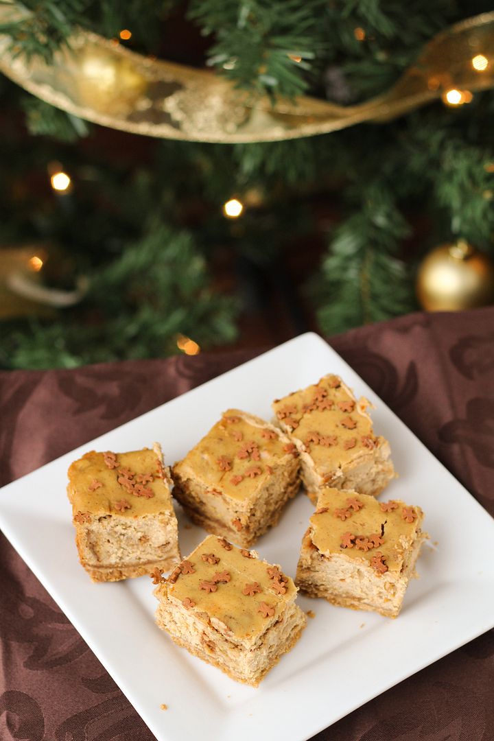 Gingerbread Oreo Cheesecake Bars