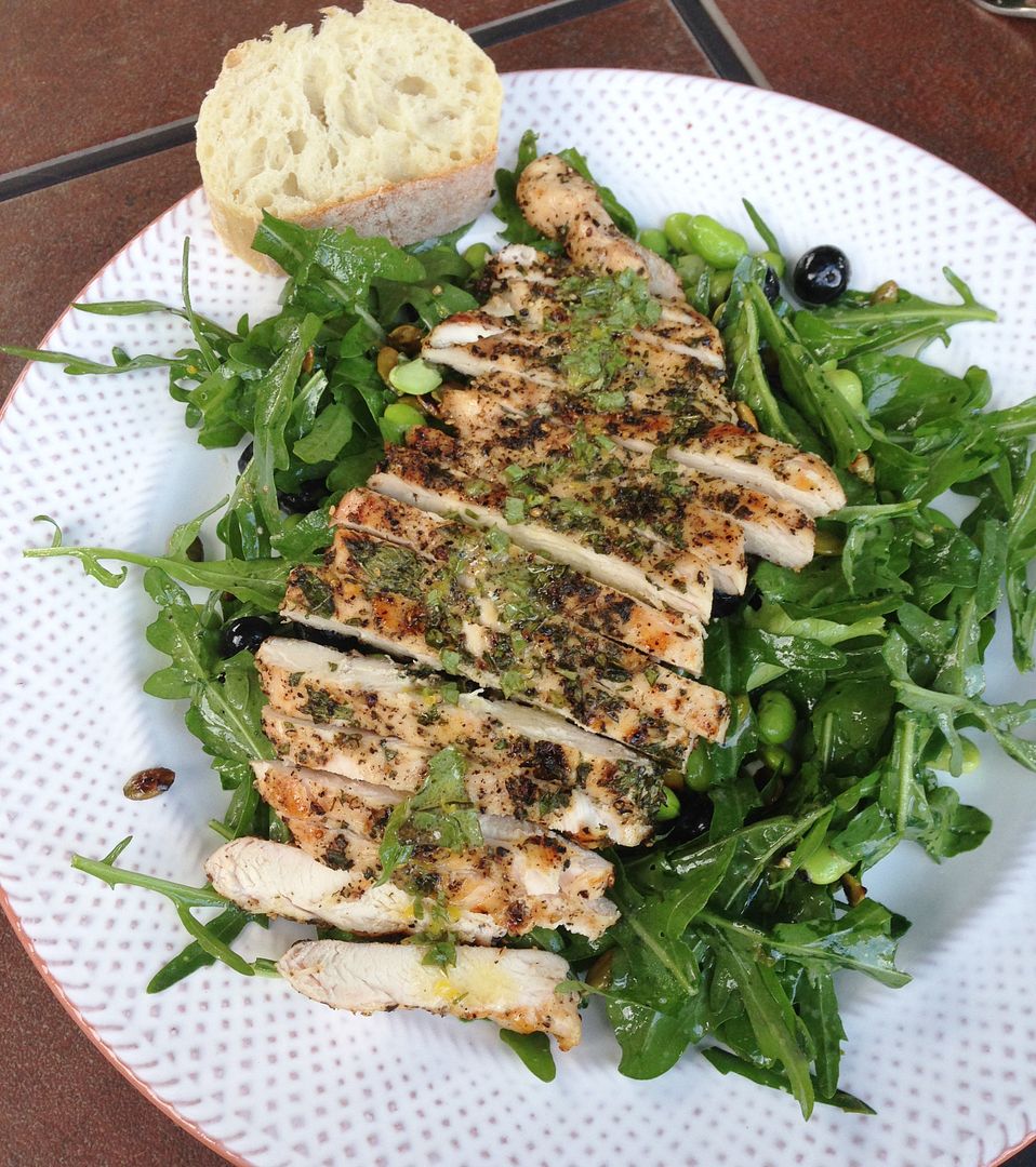 chicken arugula salad