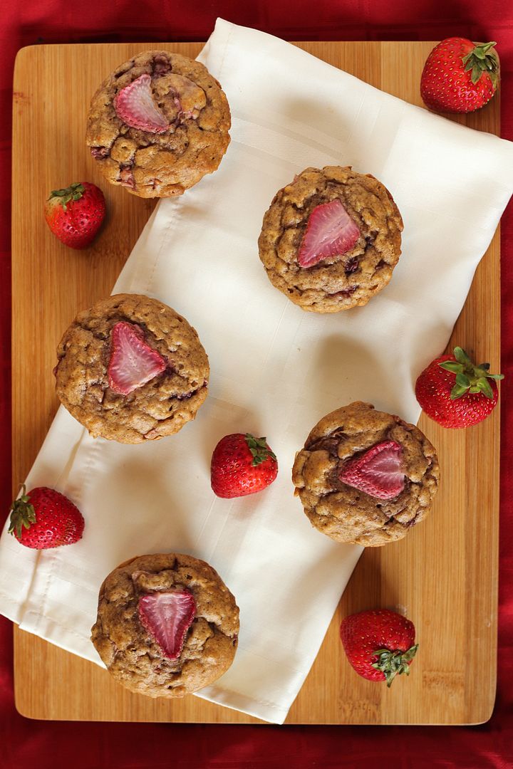 Strawberry & Peanut Butter Whole Wheat Oat Muffins