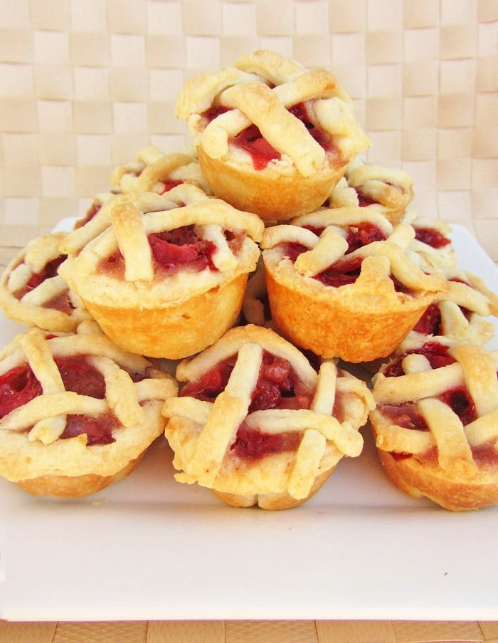 Mini Strawberry Pies