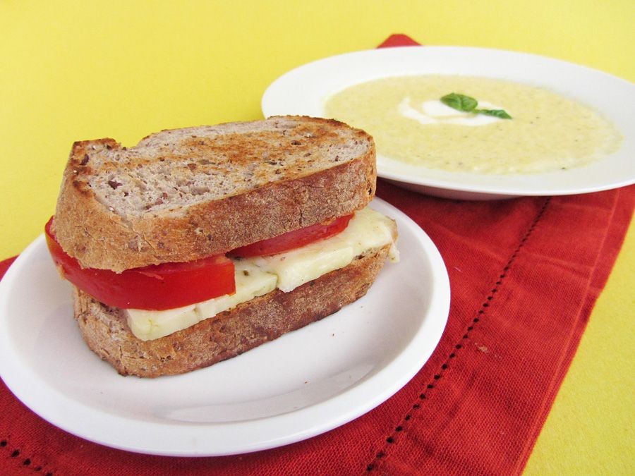 tomato sandwich with corn soup