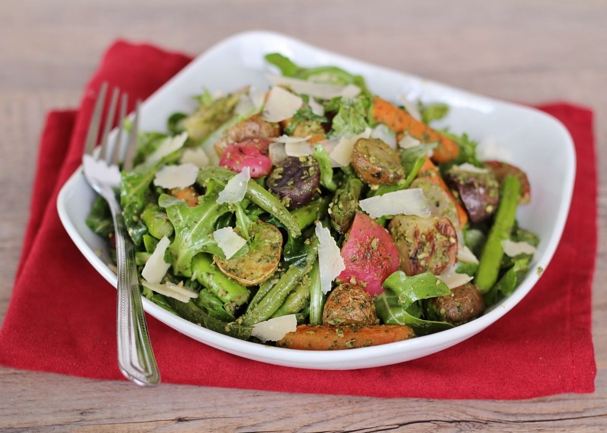 Roasted Spring Vegetable Arugula Salad with Arugula Pesto Vinaigrette - healthy and light Spring meal!