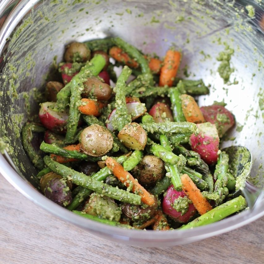 Roasted Spring Vegetable Arugula Salad with Arugula Pesto Vinaigrette - healthy and light Spring meal!