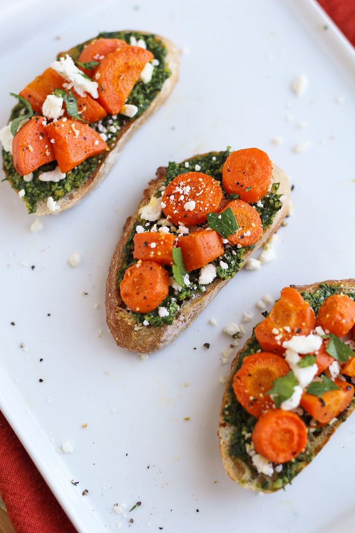 Roasted Carrot Crostini with Lemon Dill Pesto and Feta - an appetizer with bright Spring flavors that's perfect for Easter or anytime!