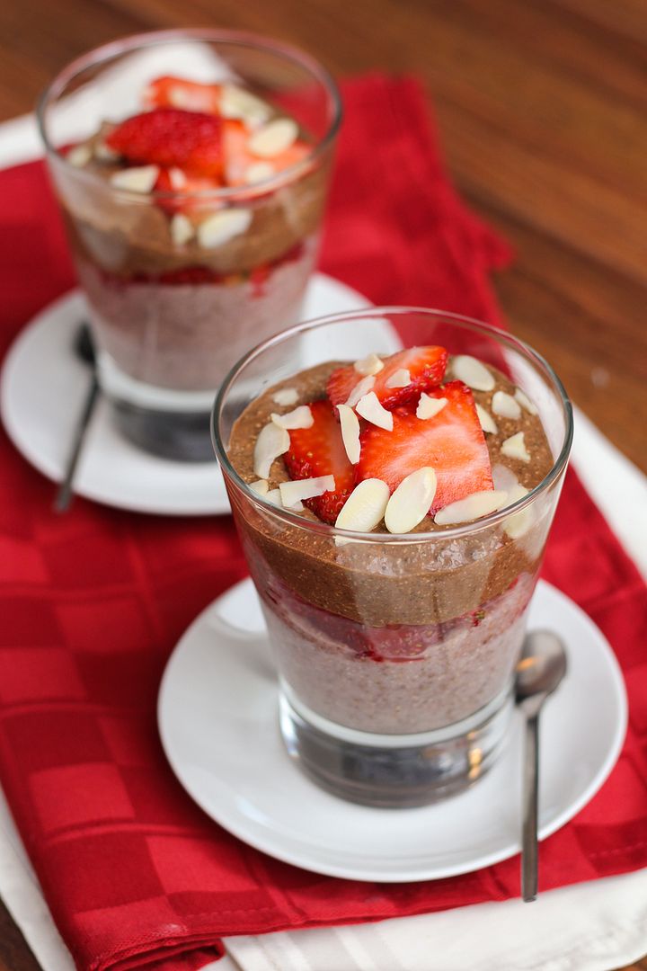 Healthy Strawberry and Chocolate Chia Pudding