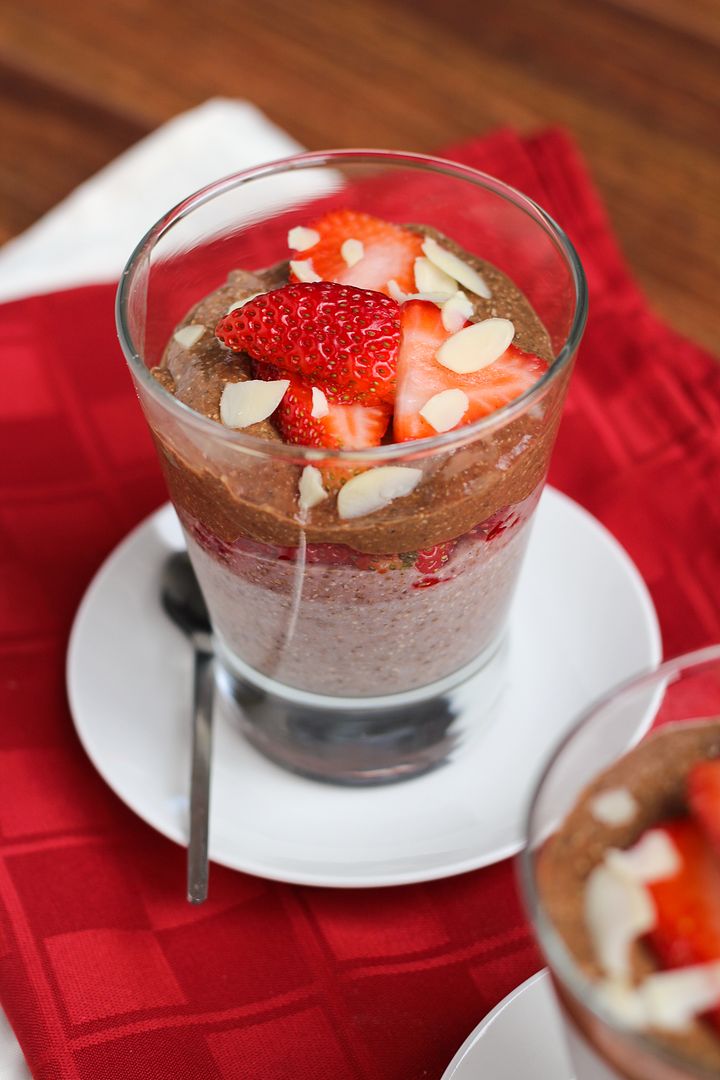 Healthy Strawberry and Chocolate Chia Pudding
