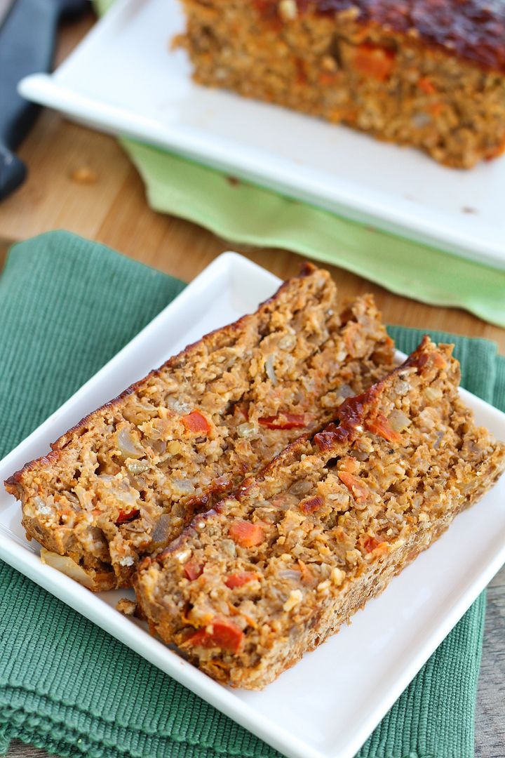 Buffalo Lentil Loaf - a healthy & tasty vegetarian meatloaf alternative!