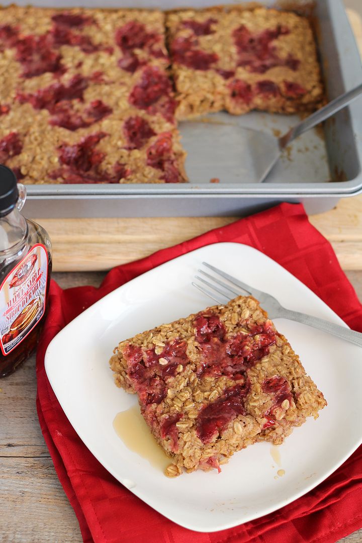 Peanut Butter & Jelly Baked Oatmeal