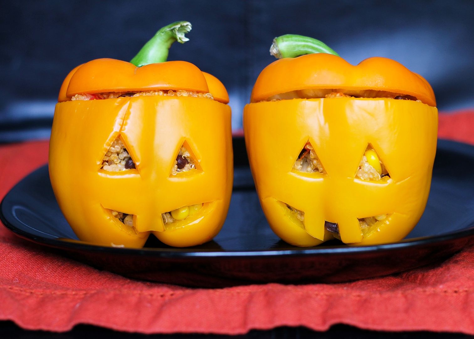Southwestern Quinoa Stuffed Pepper Jack O' Lanterns - easy and fun dinner idea for Halloween!