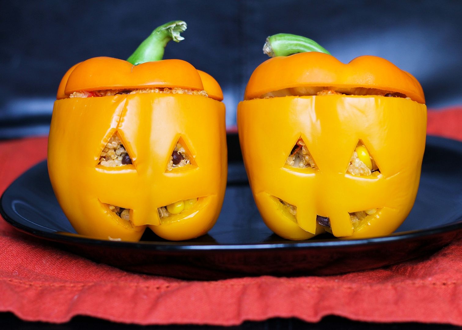 Southwestern Quinoa Stuffed Pepper Jack O' Lanterns - easy and fun dinner idea for Halloween!