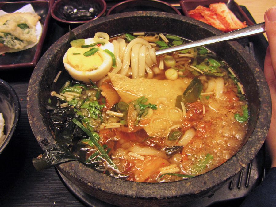 kimchi udon bowl