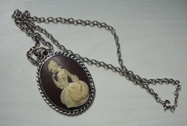 Cameo necklace