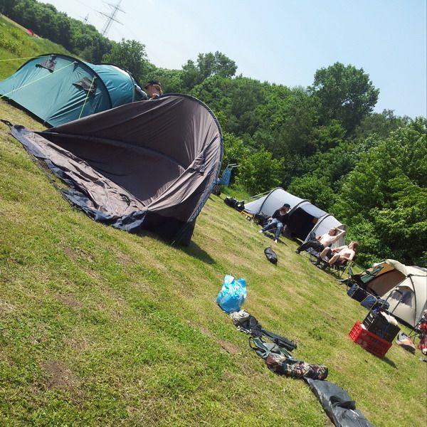 Rockhard, setting up camp