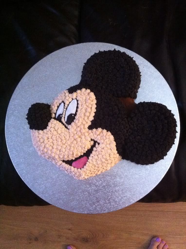 Mickey Mouse Birthday cake ideas - not Clubhouse though!! - BabyCentre