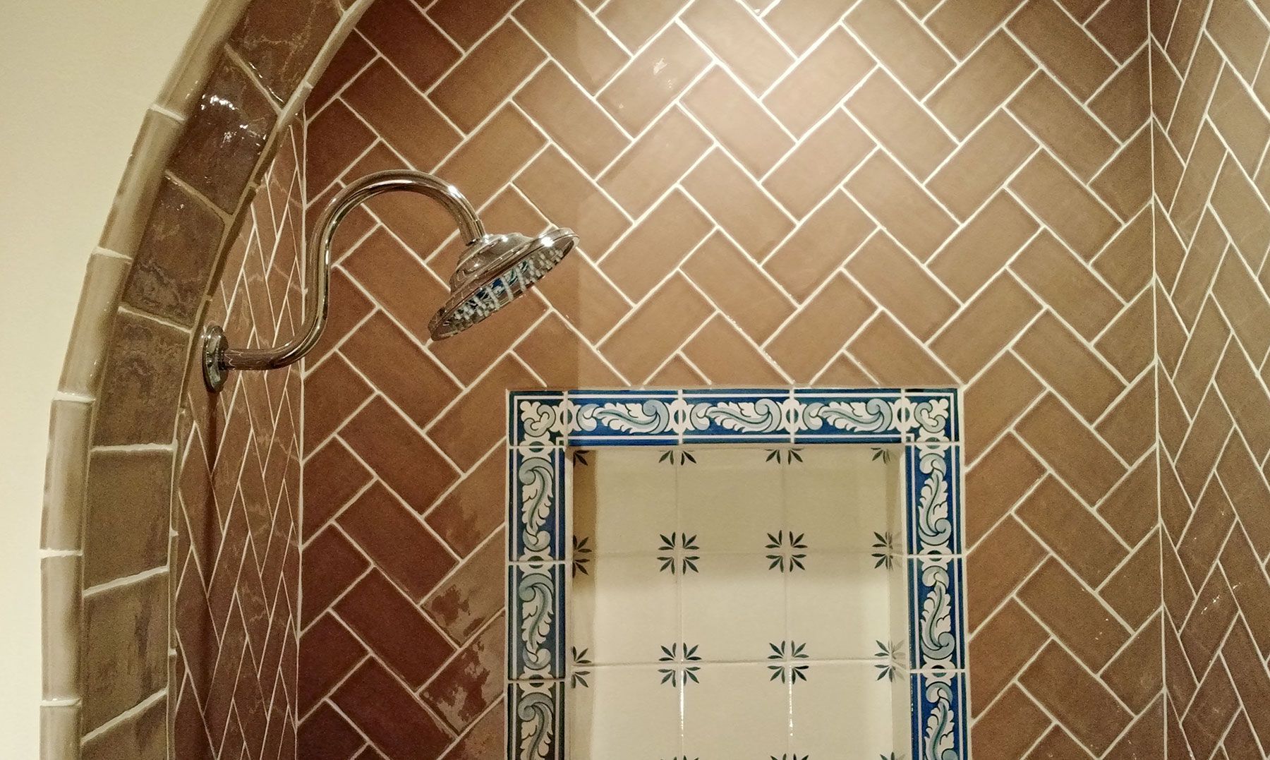 Montgomery Flip - Guest Bathroom