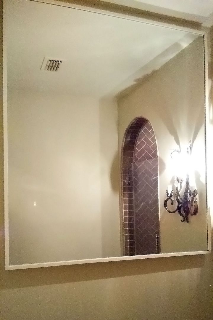 Montgomery Flip - Guest Bathroom