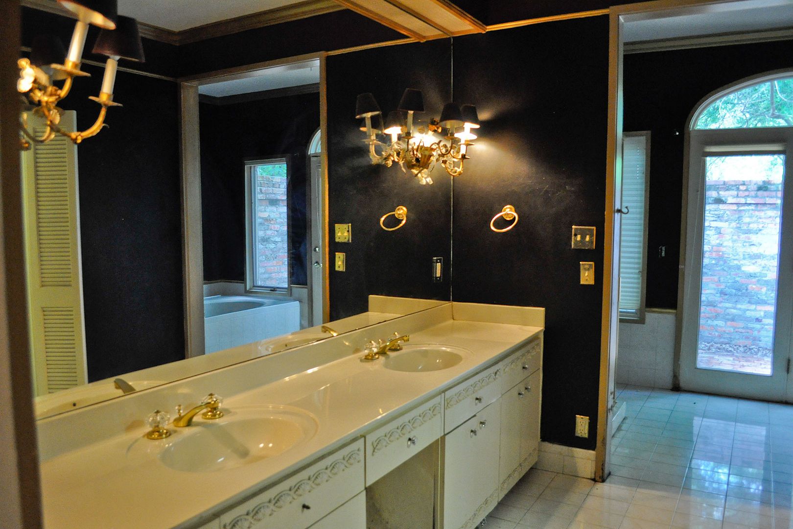 Montgomery Flip - Master Suite | Beautiful Matters