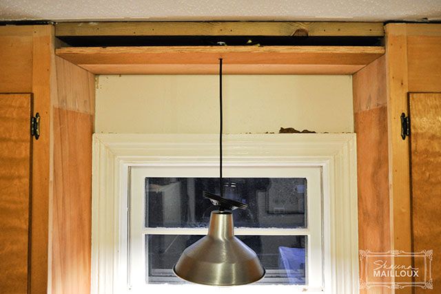 New Kitchen Pendant & Rugs