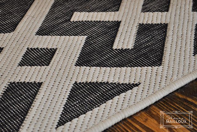 New Kitchen Pendant & Rugs