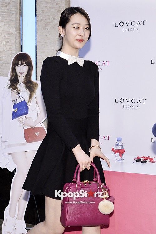  photo CvxMWAH_zps9378c9ea.jpg