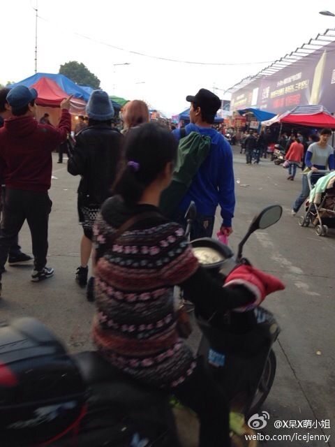  photo XzI9AFB_zps8902442b.jpg