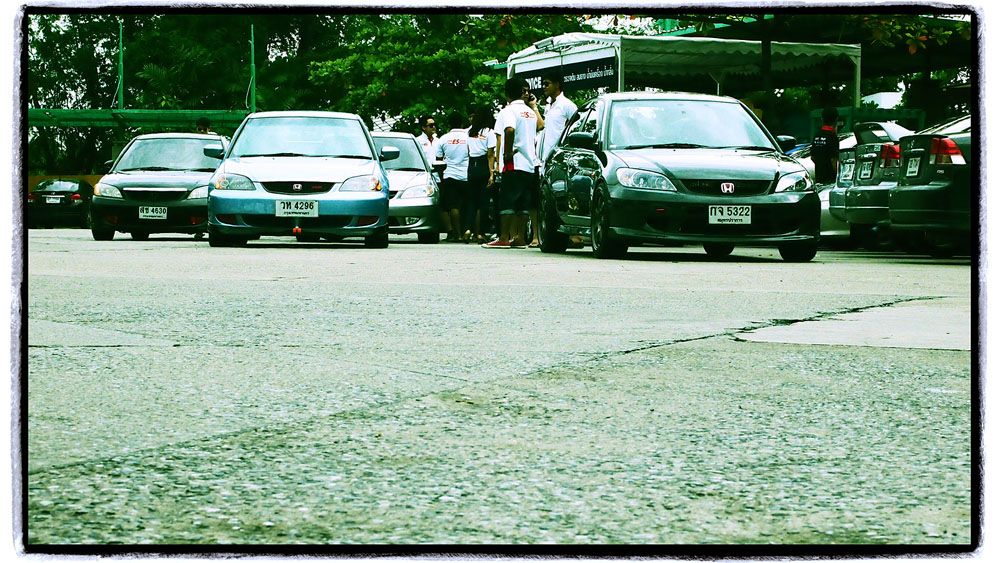ภาพบรรยากาศงานฟุตบอลประเพณี CIVIC ES GROUP @ BFC บางแสน