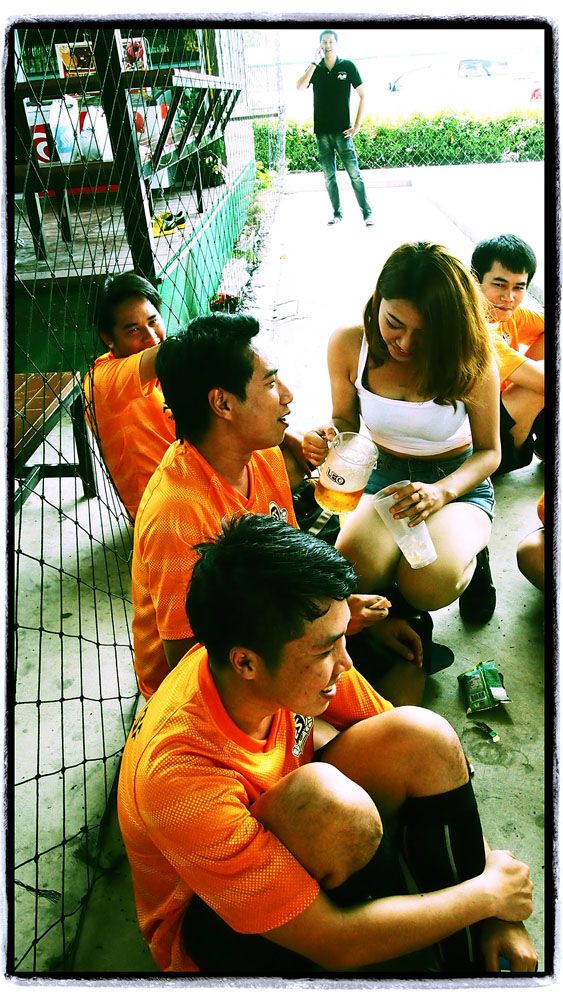 ภาพบรรยากาศงานฟุตบอลประเพณี CIVIC ES GROUP @ BFC บางแสน