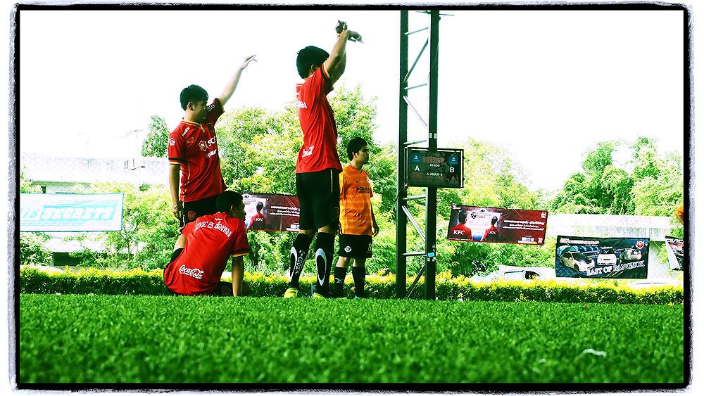 ภาพบรรยากาศงานฟุตบอลประเพณี CIVIC ES GROUP @ BFC บางแสน