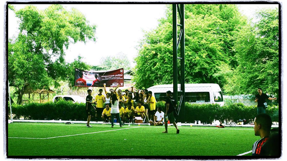 ภาพบรรยากาศงานฟุตบอลประเพณี CIVIC ES GROUP @ BFC บางแสน