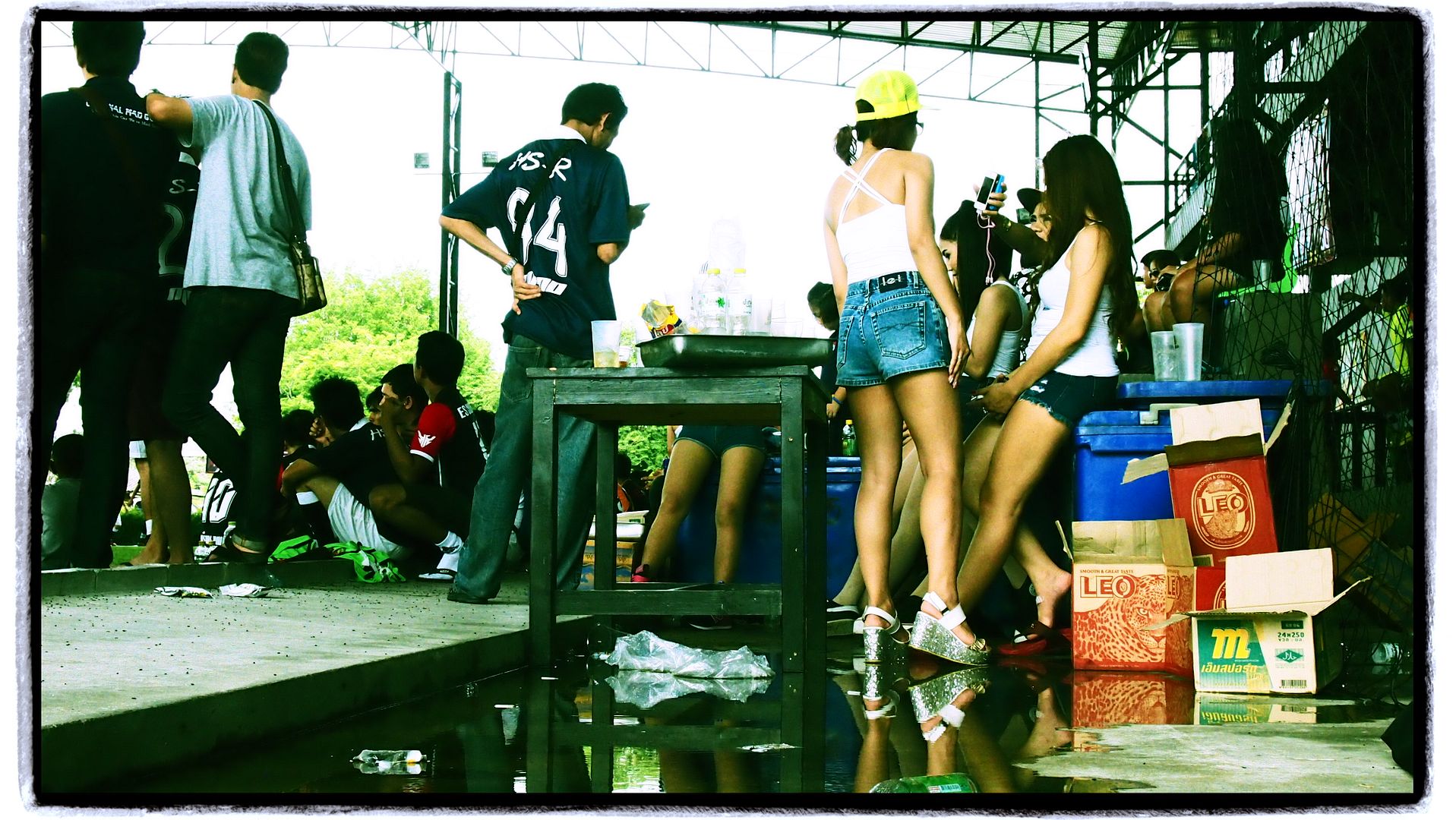 ภาพบรรยากาศงานฟุตบอลประเพณี CIVIC ES GROUP @ BFC บางแสน