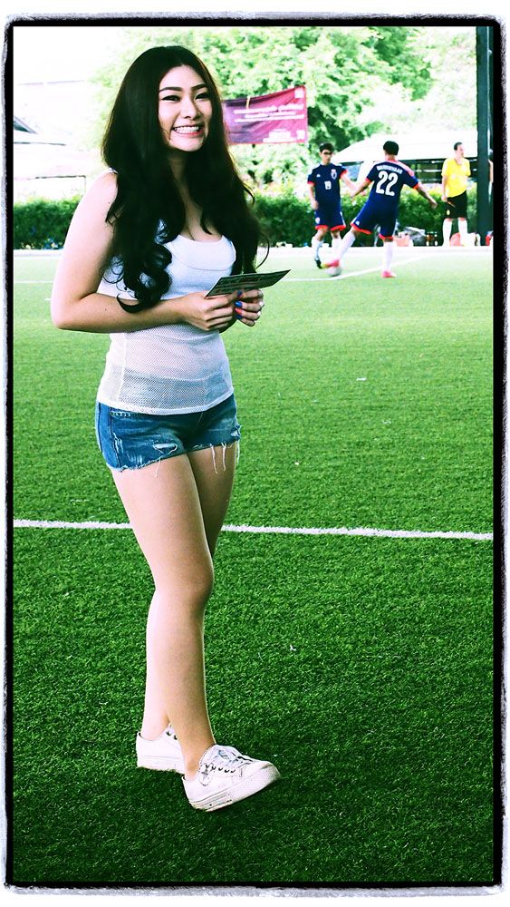 ภาพบรรยากาศงานฟุตบอลประเพณี CIVIC ES GROUP @ BFC บางแสน